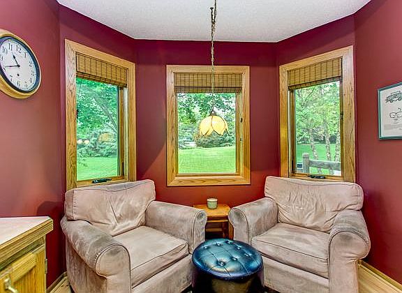 2nd image of 3116 Greenwich Dr