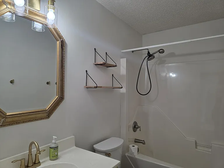 100 Parrish Farm Ln — Photo 12