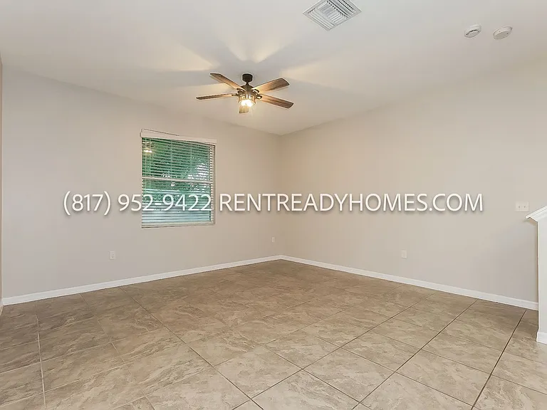 3943 Claybrook Dr — Photo 6