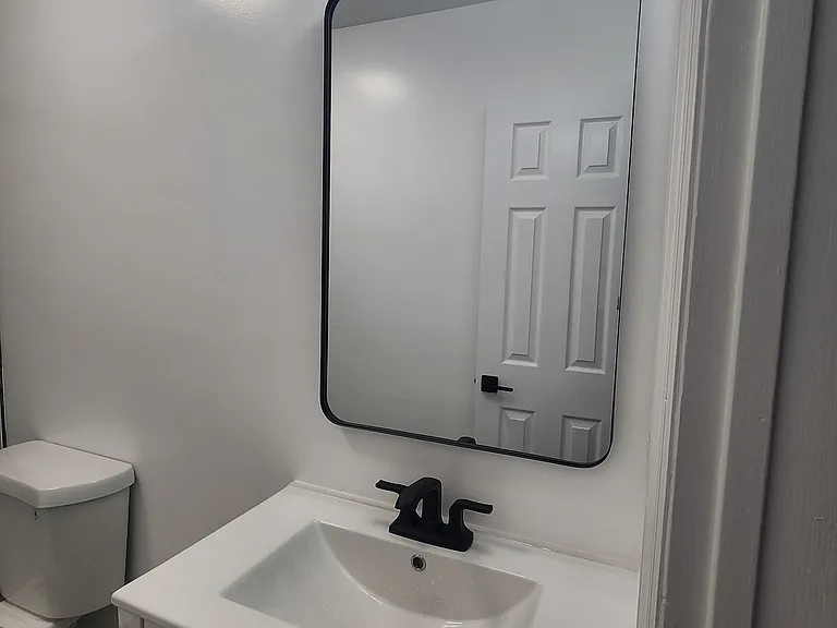 1 Cherry Hill Dr — Photo 15