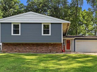 8400 W Lone Beech Dr, Muncie, IN 47304