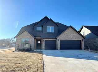 4804 SW Scarlet Oak St, Bentonville, AR 72713