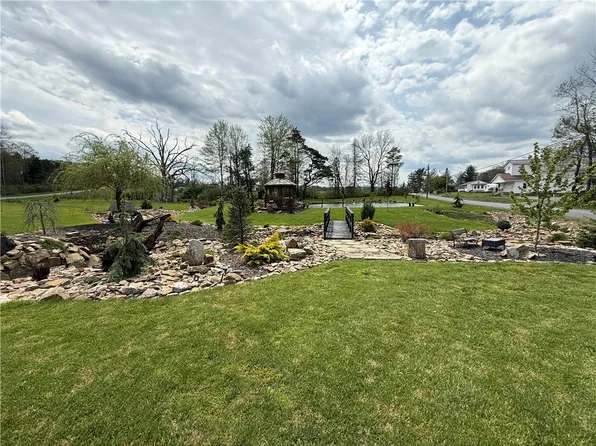 1417 Pine Flats Rd, Clymer, PA 15728