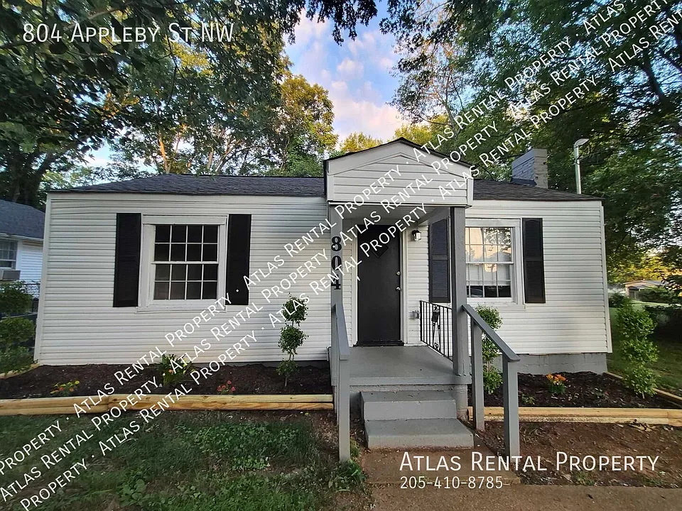 804 Appleby St NW