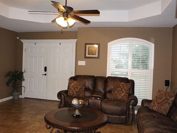 3rd image of 6113 Monaguillo Dr