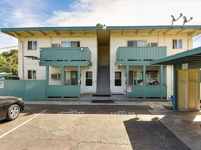 1st image of 2923 Durant Ave APT 3