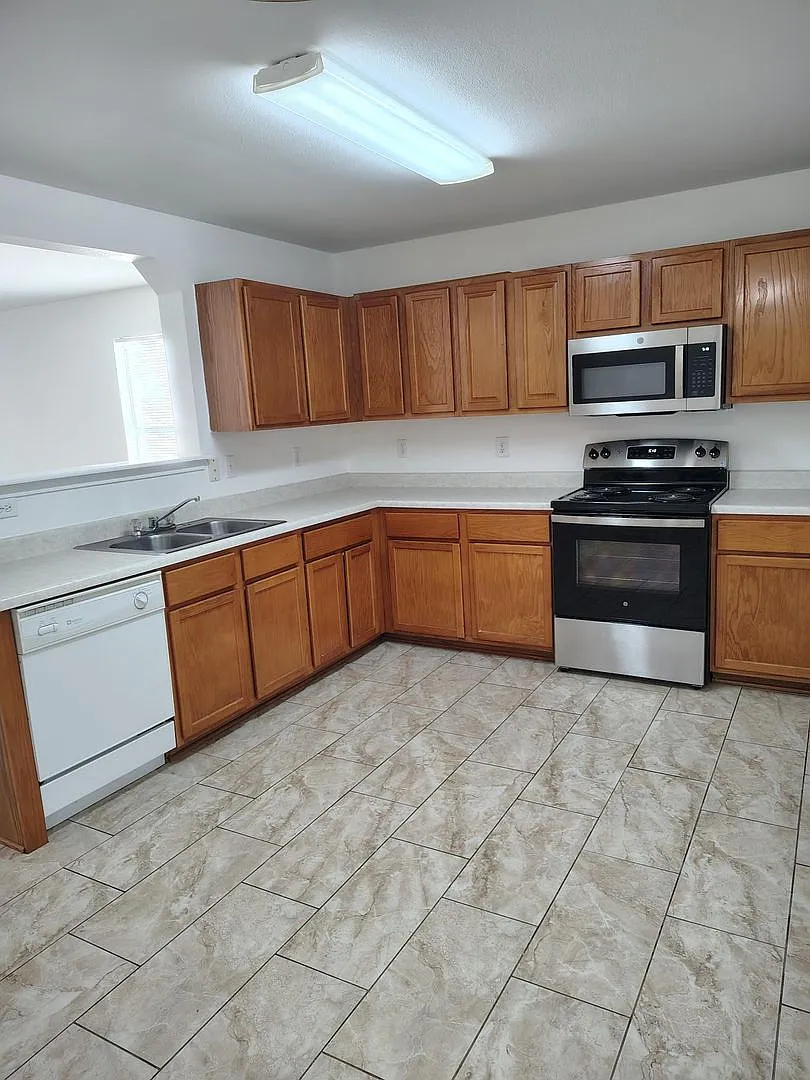 25714 Gold Yarrow — Photo 3