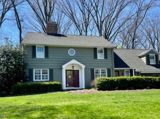 15 Oak Dr, Chatham, NJ 07928