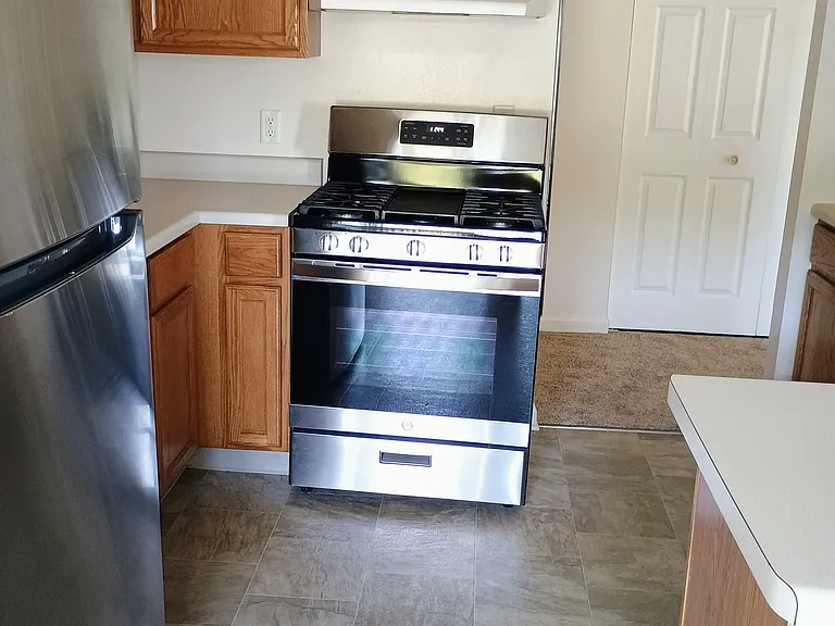 8936 Sheridan Rd #19 — Photo 7