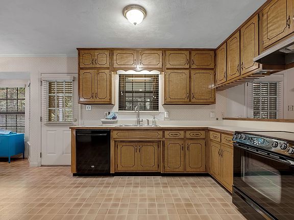 4th image of 1117 Walden Rd