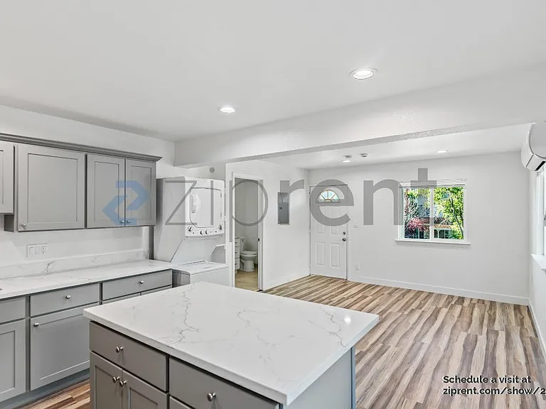 10806 Hubbard Way #A — Photo 12