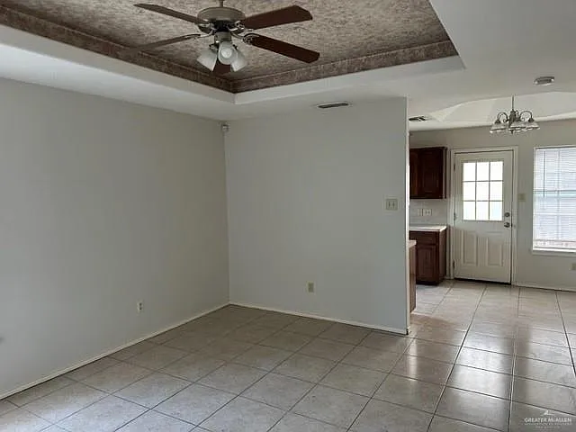 801 W Bronze Dr — Photo 6