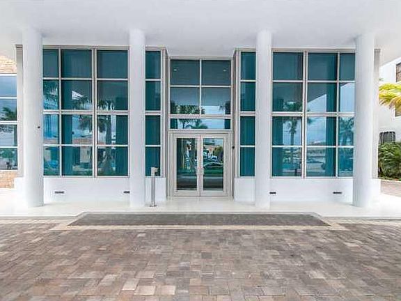 3rd image of 6551 Collins Ave APT 1109