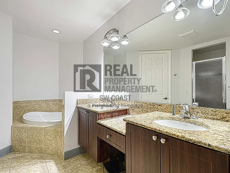 27020 Adriana Cir #201 — Photo 18