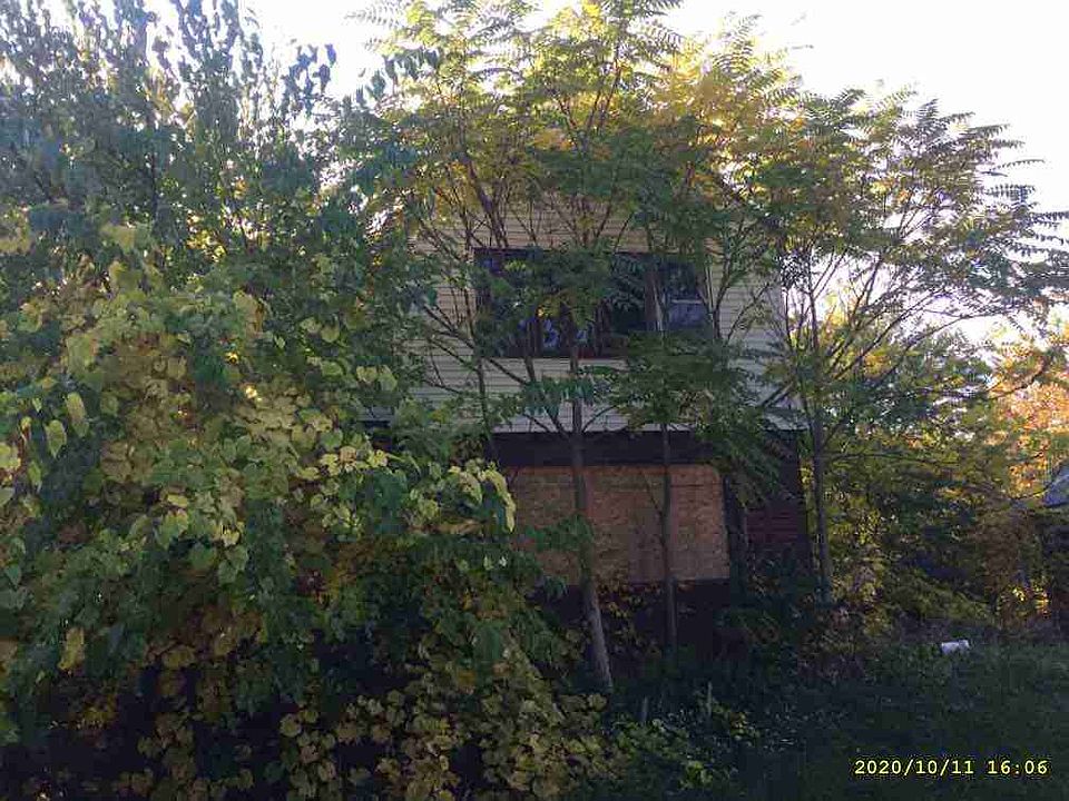 9255 N Martindale