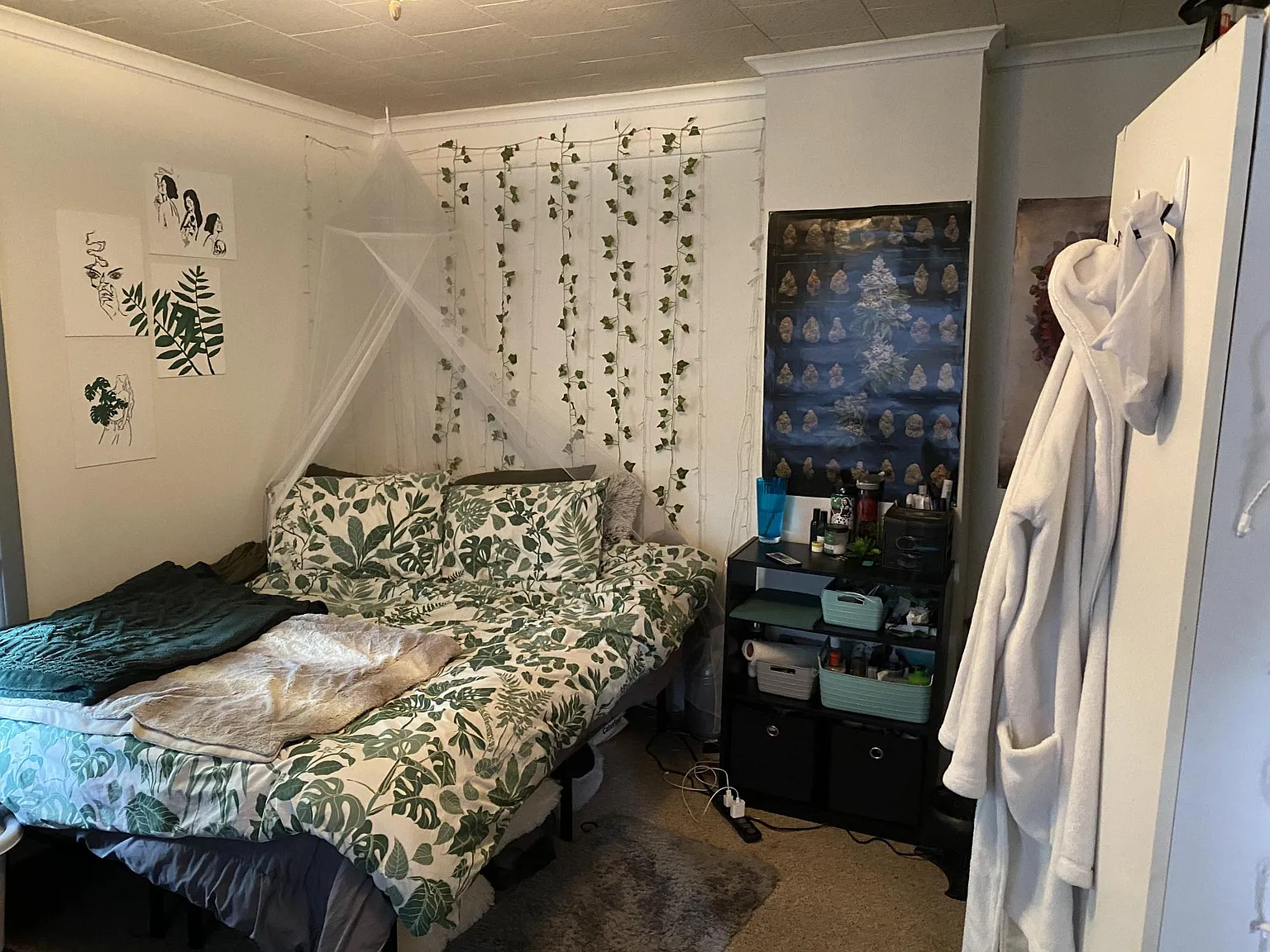 4 bed, 1620 sqft, $2,820 — Photo 4