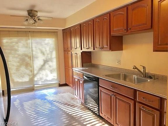 3rd image of 1295 Jester Ct