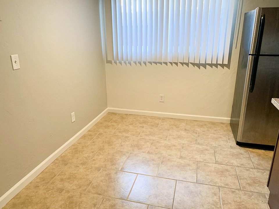1st image of 4558 40th St