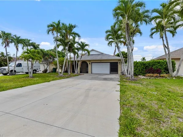 704 106th AVE N, NAPLES, FL 34108