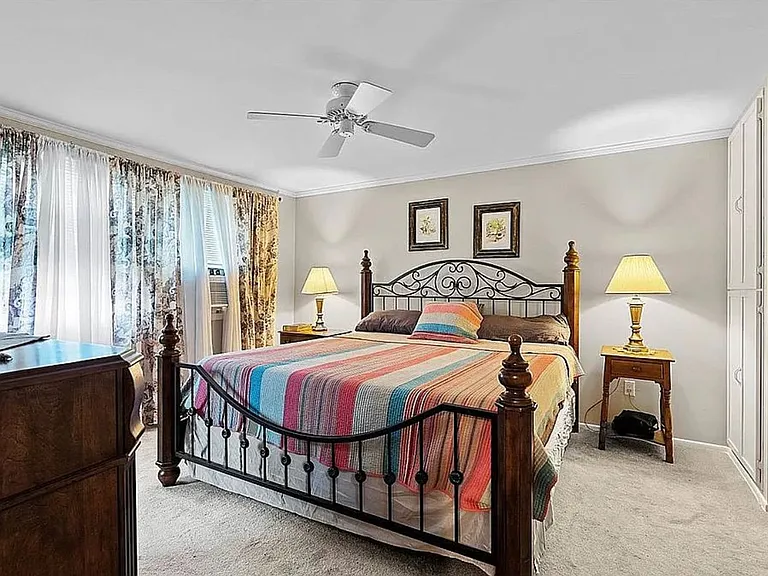 6101 Chatham Dr — Photo 14