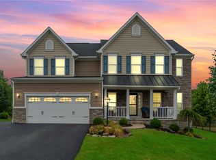 108 Vista Ct, Oakdale, PA 15071