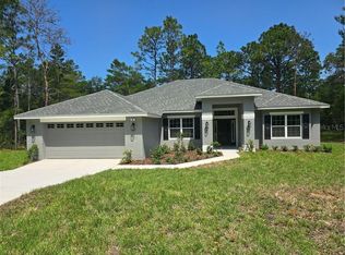 32 Saintpaulia St, Homosassa, FL 34446