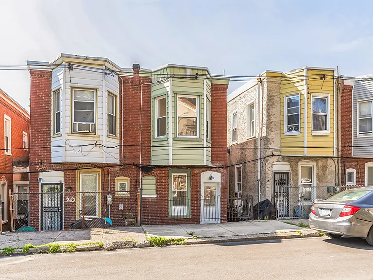 18 W Sharpnack St — Photo 28