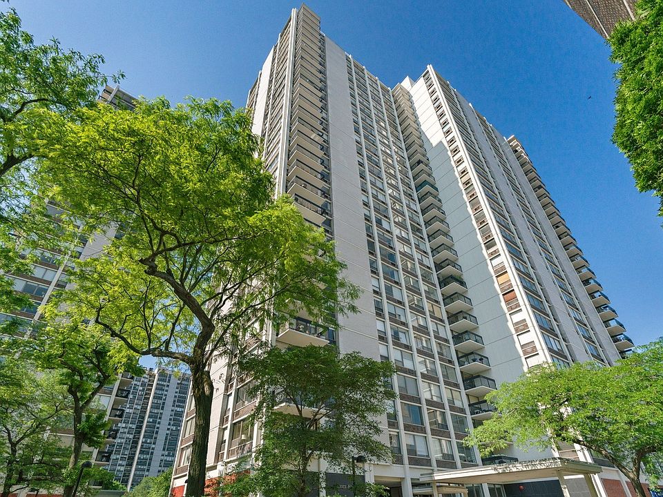 1st image of 1460 N Sandburg Ter APT 1205