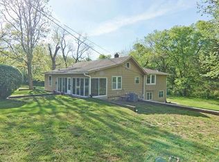 4411 E 53rd Ter, Kansas City, MO 64130