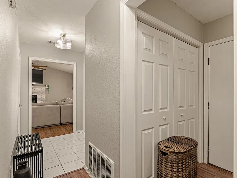 2909 W 61st Pl S — Photo 51