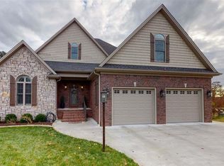 245 Forest Ridge Cv, Paducah, KY 42003