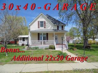 105 John St, Highland, IL 62249
