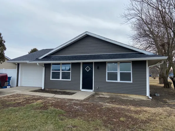 305 N Maddox Rd, Otterbein, IN 47970