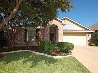 1016 Kimbro Dr, Forney, TX 75126