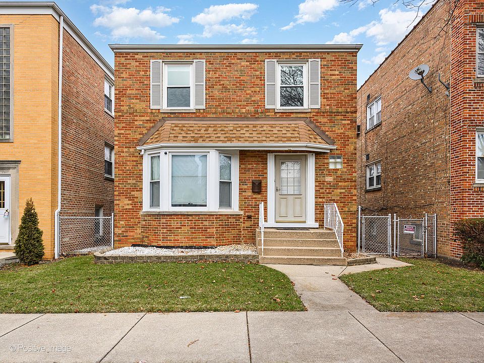 1st image of 2716 W Balmoral Ave