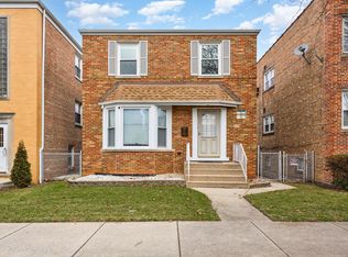 2716 W Balmoral Ave, Chicago, IL 60625