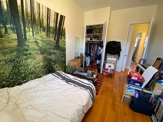 Rented by Mdays Realty | media 25