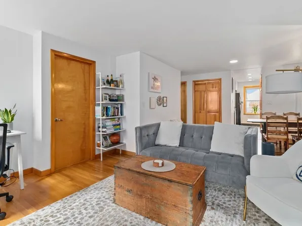 90 Prince St APT 5, Boston, MA 02113
