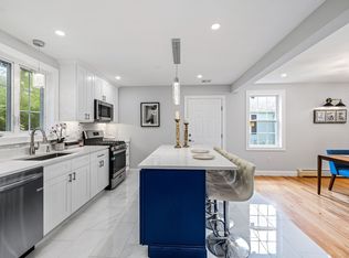 16 Glenview Rd, Quincy, MA 02169