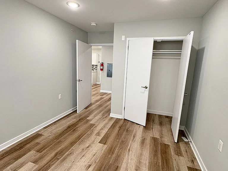 112 Godwin Ave #3 — Photo 7