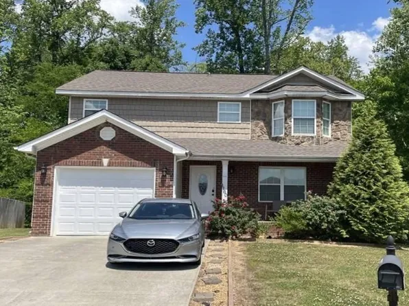 1160 Brookstone Cir, Dalton, GA 30721