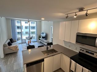141 NW 13th Ave #B, Dania, FL 33004