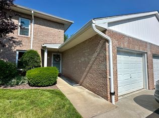 5-5G Castle Hill Rd #G, Agawam, MA 01001