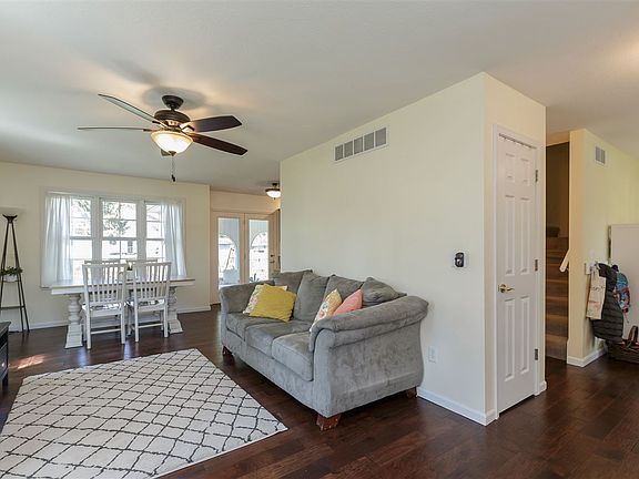 4th image of 52465 Leland Ave