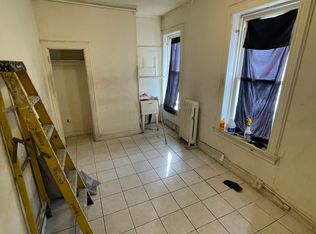 301 3rd St #3, Elizabethport, NJ 07206