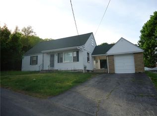17 Derby Ave, Johnston, RI 02919