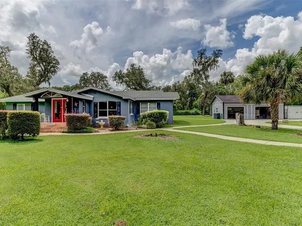 4701 Stearns Rd, Valrico, FL 33596