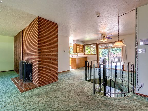 2nd image of 6405 NE 12th Ave