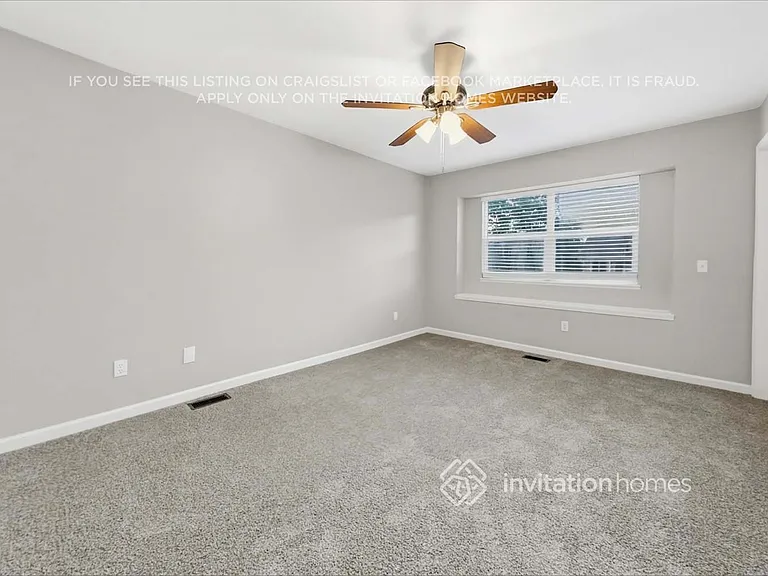 1452 Canoe Creek Dr — Photo 15