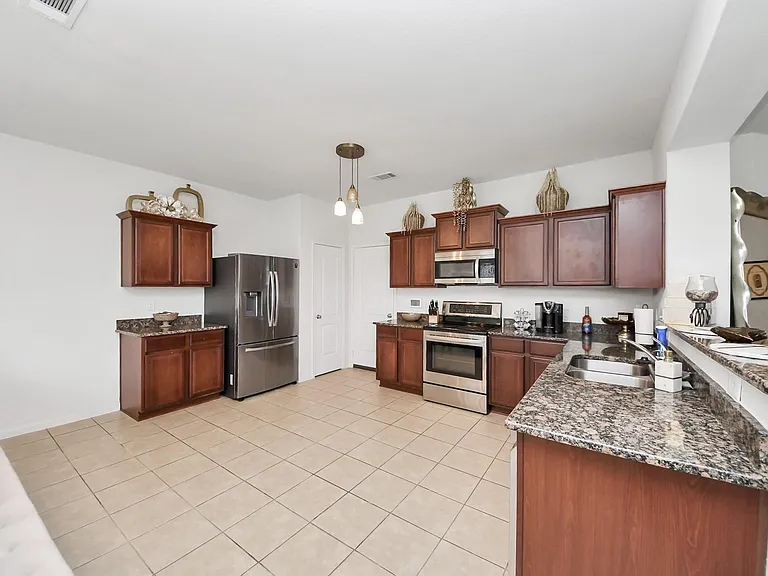 9423 Grand Spark Dr — Photo 8